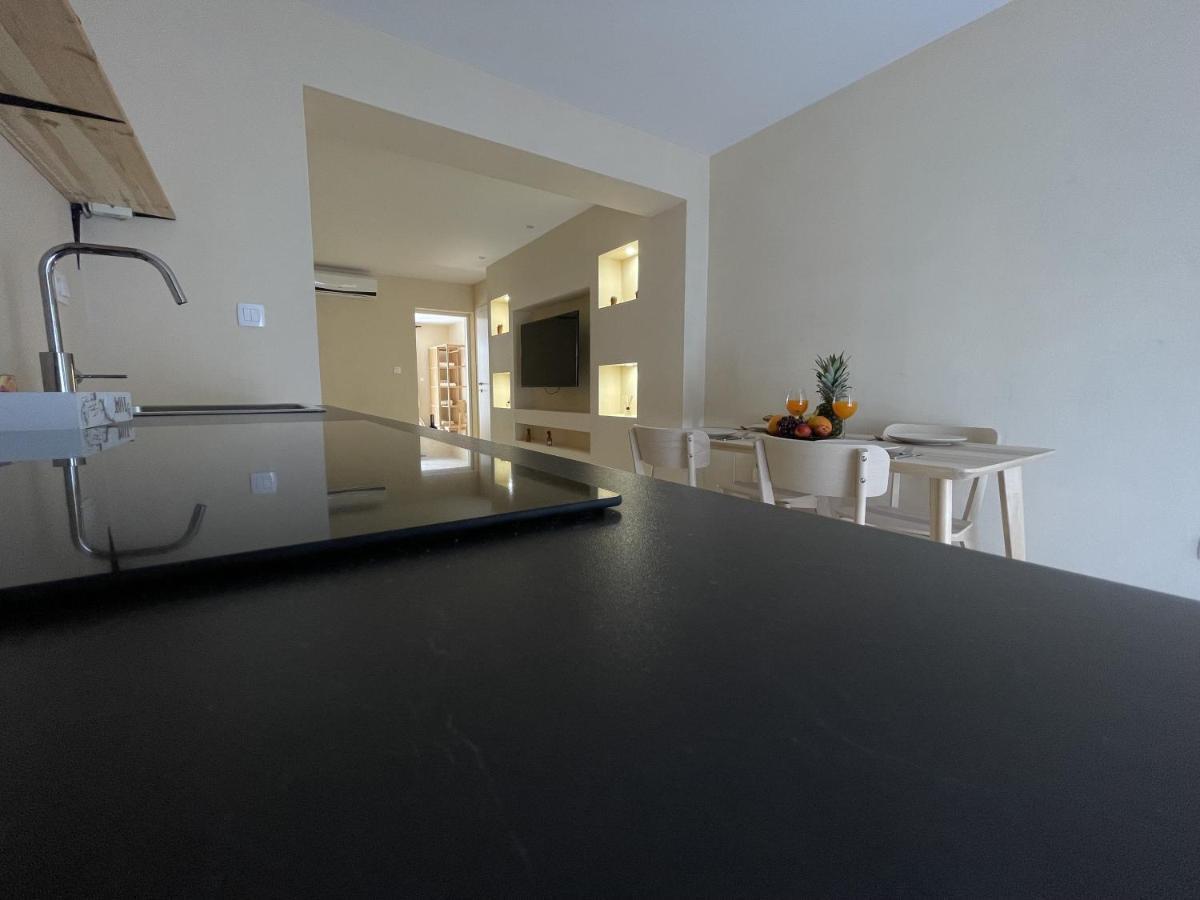 Cozy Apartment Matijas With Private Parking And Terrace سبليت المظهر الخارجي الصورة